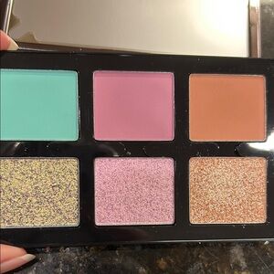Danessa Myricks mini Freedom Palette
